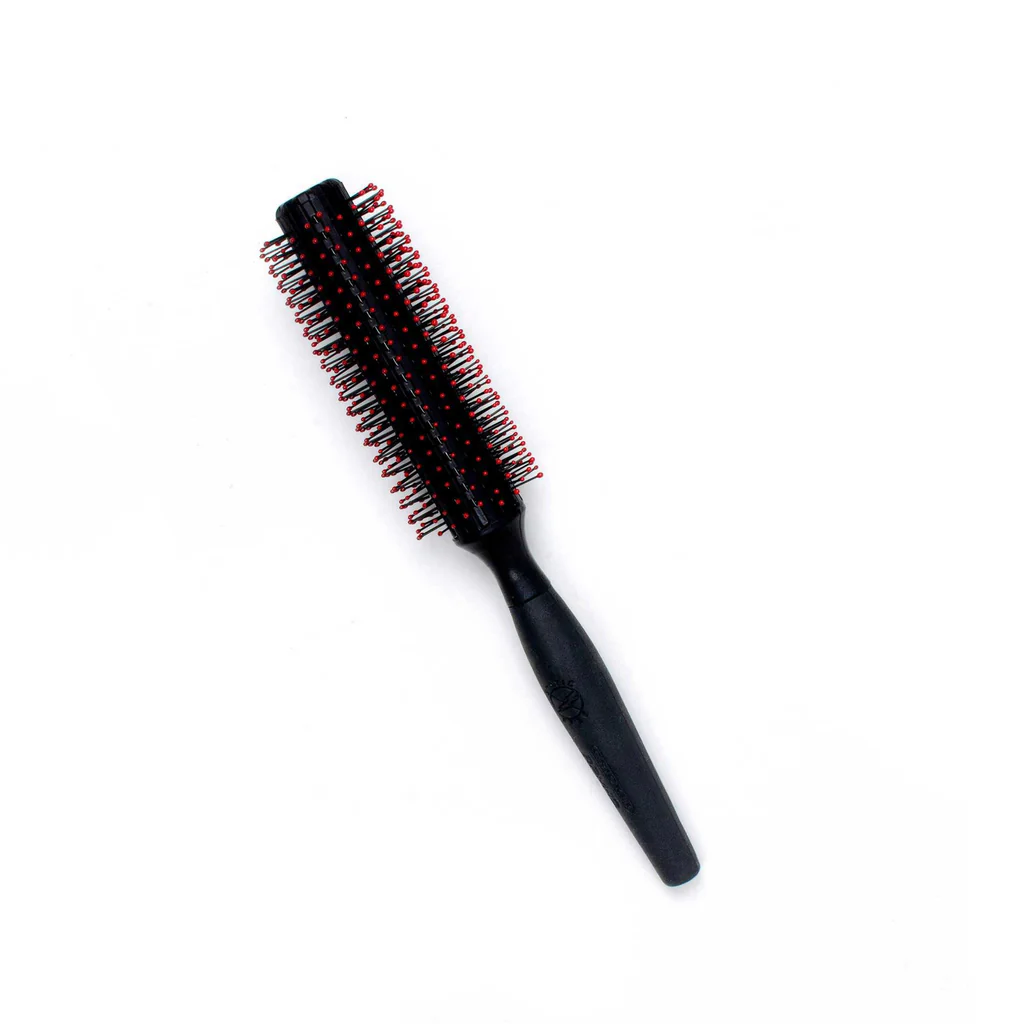 cricket 12 brush